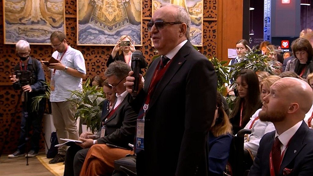 Президент Всероссийского общества слепых Владимир Сипкин выступил на Международном экономическом форуме в Петербурге